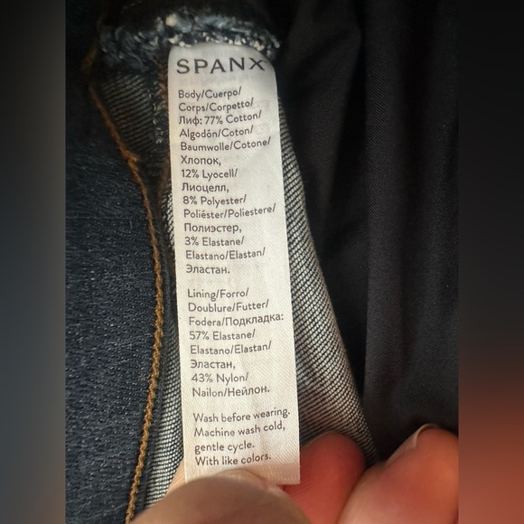 SPANX Distressed Skinny Ankle Jeans – Dark Wash – Size S/P - Picture 6 of 7